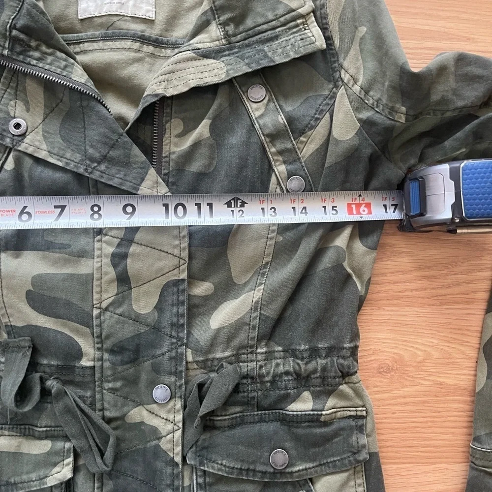 Hollister Green Utility Jacket Military-Inspired Style